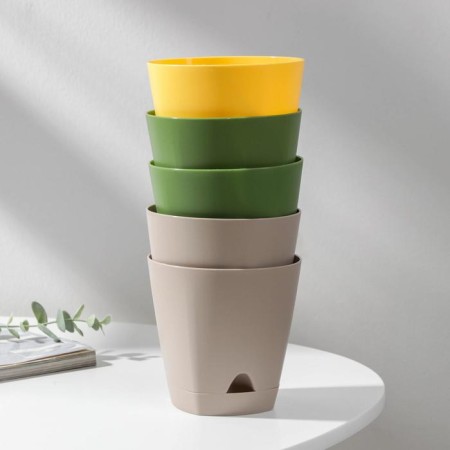 A set of pots for flowers with basic watering amsterdam, 650 ml, 5 pcs, color mix