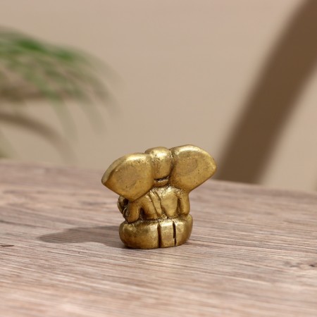 Souvenir "Ganesha" Brass 3 cm-4