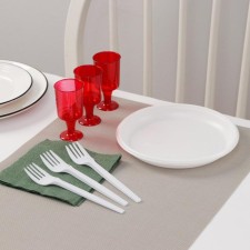 A set of disposable dishes of the share “Come on!”, 3 persons, dessert plates, glasses 100 ml, forks, napkins, mix