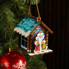 Toy to the Christmas tree 