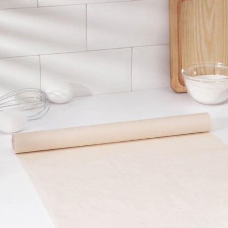 Baking paper of share, 38 cm × 8 m, in a heat shrink