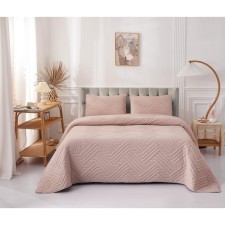 The bedspread and pillowcase 