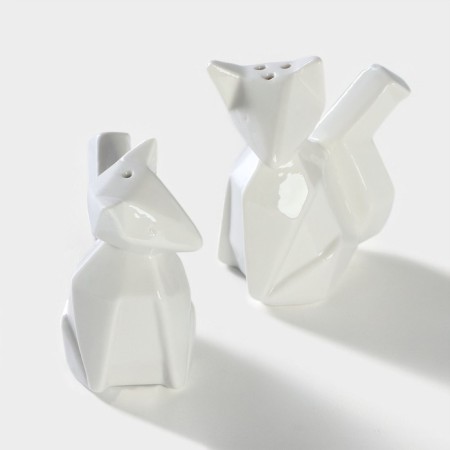 Porcelain set for spices on the bamboo stand Bellatenero “Fox”, 3 objects: Solonka 80 ml, List 80 ml, stand, white color-3