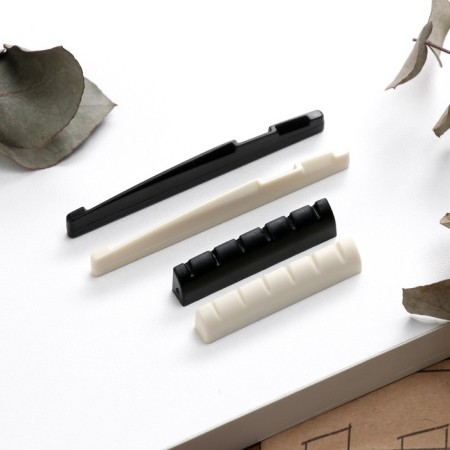 A set of accessories for Music Life guitar, medium-2