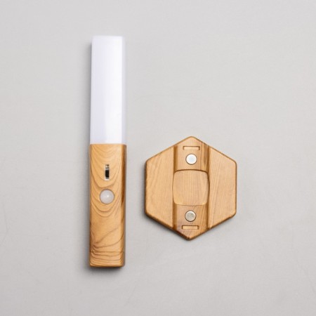 Sconces with a junik motion sensor LED from batteries 3haaa 9.5x3x20 cm-9