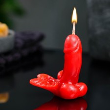 Фигурная свеча "Фаворит с крыльями" красная 7,5см