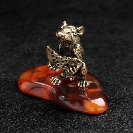 Souvenir "Mouse with a piece of cheese", brass, amber-3