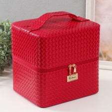 Casket to the leatherette for cosmetics 