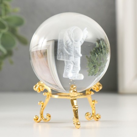 Souvenir glass "Cosmonaut" d = 6 cm openwork stand 6x6x8.1 cm-2