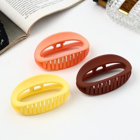 Hair crab "Leon" oval classic matte, 8.5 cm, mix-1