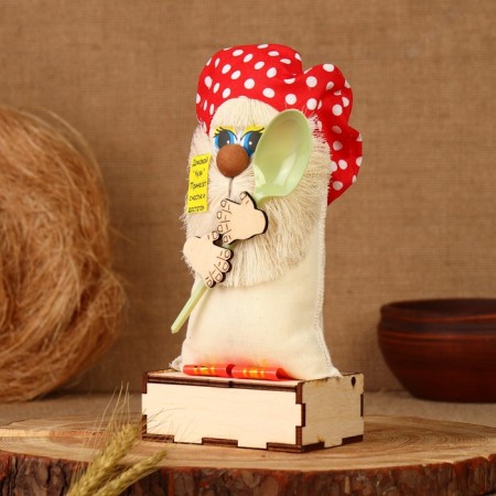 Amulet - box "Browner with a spoon", 25 cm, mix-18