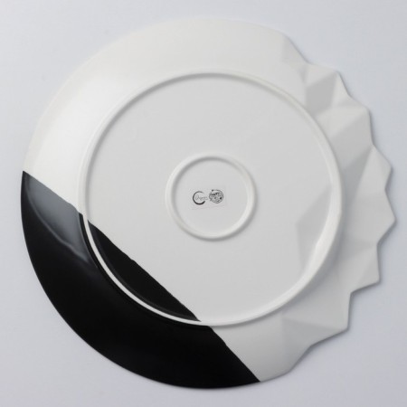 Ceramic plate "Snow Mountains", 27 cm, black and white color-6