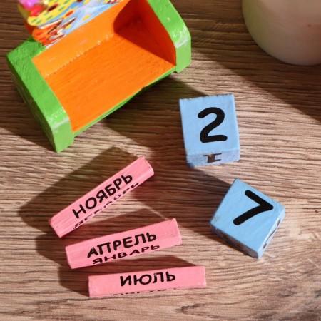 Wooden calendar "Owl" 7x4x10 cm Mix (2 lips)-4