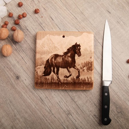 Board from the massif “horse”, square, 18 × 18 cm