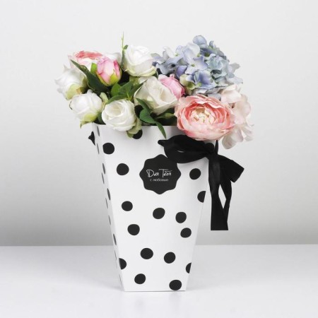 Box for flowers on the ribbons "Stylish Golka", 17 x 25 x 9 cm