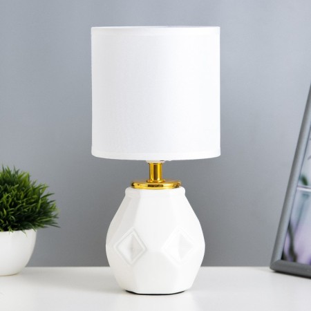 Alees table lamp E14 40W white 13x13x25 cm Risalux