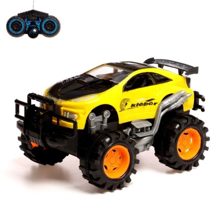 Radio -controlled jeep "racer", works on batteries, yellow color