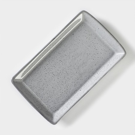 Porcelain Nebbia porcelain, 12 × 20.5 cm