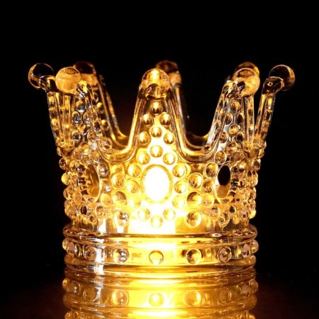 Candle LED "Crown", burning yellow-3