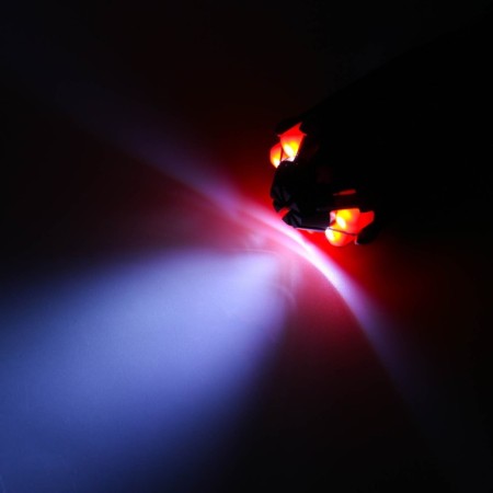 The lantern is multifunctional, multitul 8 in 1 "Master for all hands", 6led, 7 screwdrivers, 4x10 cm-4