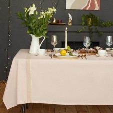 The tablecloth 