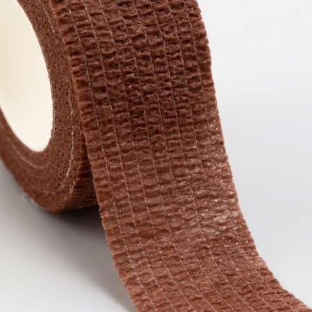 The bandage is self -fixed with a bitter impregnation, 2.5 cm, max. Extensibility 4.5 m, brown-2