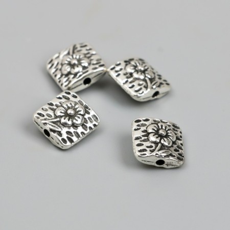Bead for creativity Metal "Square with Flower" 1.1x1.1 cm