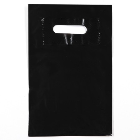 Polyethylene package with a cut handle, black 20-30 cm, 50 microns