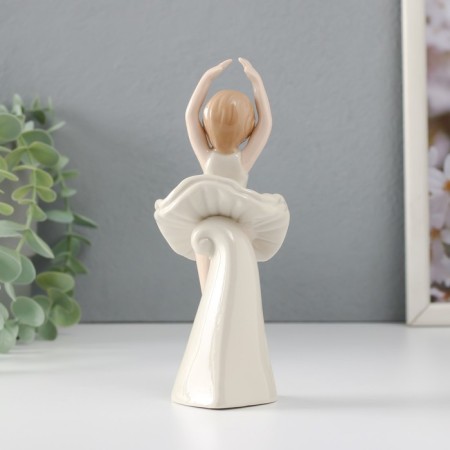 Souvenir ceramics "Little ballerina in a white pack" 6.5x5x16 cm-2