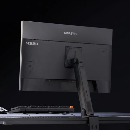 Gigabyte 31.5 "M32U AE Black IPS LED 1MS 16: 9 HDMI M/M HAS PIV 350CD 178g/178g 3 106855-9