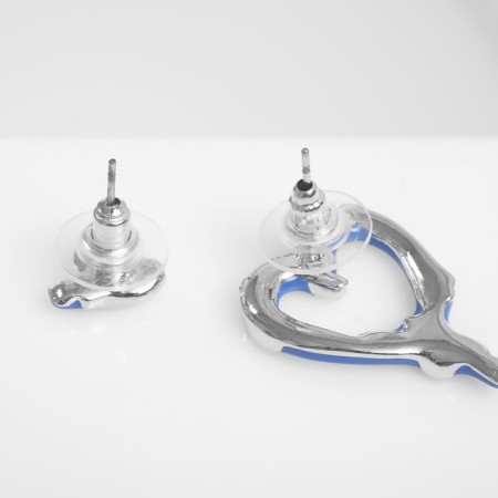 Earms Emal "melting" hearts, blue color in silver-1