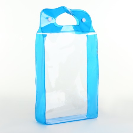 Cosmetic bag on the buttons, the color is transparent/blue-1