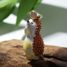 Brooch 