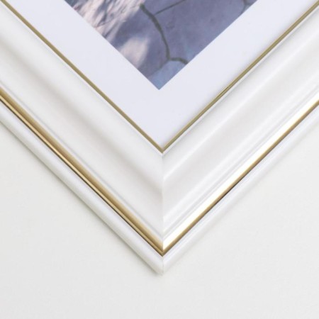 Photo frame 13x18 (281G) white with gold (plastic screen)-2