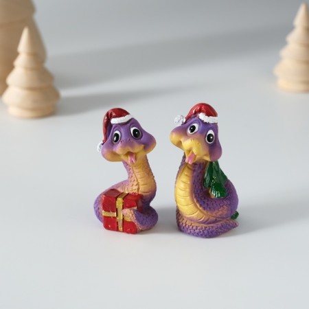 Souvenir Polystone "Violet snake" MIX 4x3x5 cm-1