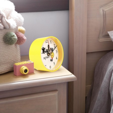 Clock - desktop an alarm clock "Live bright", discrete move, dial d -8 cm, 9.5 x 9.5 cm, aa-1