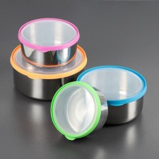 A set of stainless steel salad bowls, 4 subjects: 500 ml, 850 ml, 1.2 l 1.7 l, d = 12/14/18, with lids