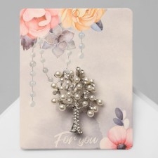 Brooch 