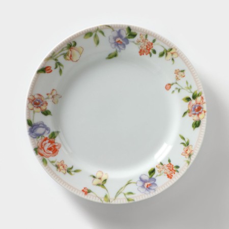 Porcelain plate "Tiffany", D = 20 cm