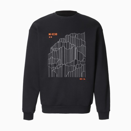 The male sweatshirt was launched, the color is black, size 52-3