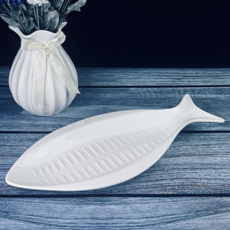 Lenardi Bianco fish dish, length 53 cm
