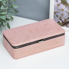 Casket to the leatherette for jewelry 