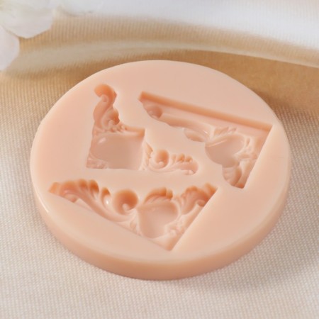Mold Silicon "Corks with the Heart" 4.3x2.6x0.5 3.4x3.4x0.5 cm-2