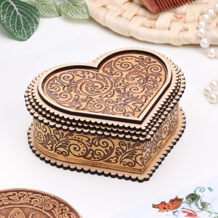 Casket "For her", 12 × 10 × 5 cm, birch bark