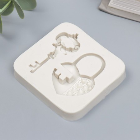 Mold Silicon "Key and a lock-heart" 2 items 5.8x6.2x1 cm-1