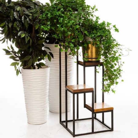 66-213-SS stands for flowers small 66-213 SS with wood 40x40x83 cm