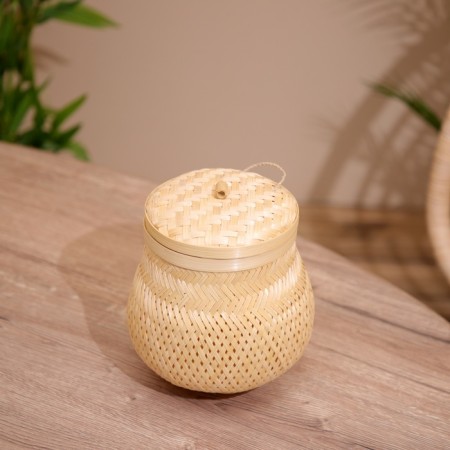 Basket with a lid weaved, from bamboo 20x20x22 cm-1