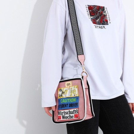 Bag Cross-Bodi with a zipper, pink color