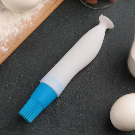 A brush with a reservoir for oil and suction cable “phobos”, 17 cm, mix color