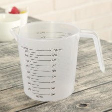Kuvshin is measured plastic, 1 liter